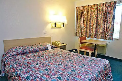 Oyo Ok, I-44 Hotel Tulsa